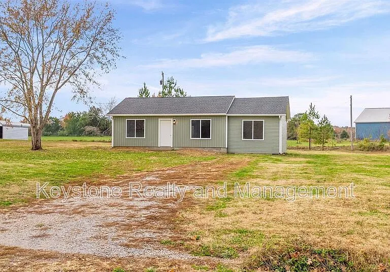 225 Military Rd — Photo 1