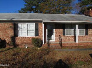 2410 N Roberts Avenue, Lumberton, NC 28358