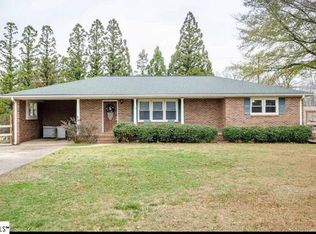 207 Woodfield Rd, Belton, SC 29627