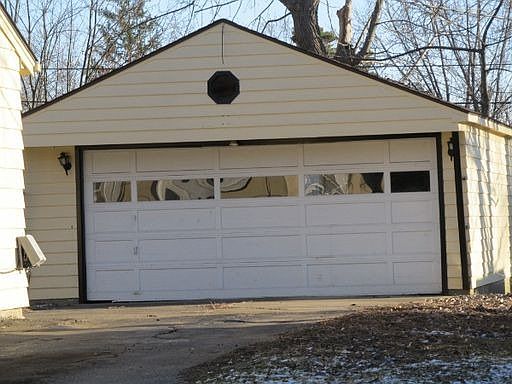 2nd image of 4552 Annapolis Ave