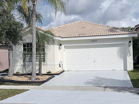 2nd image of 17419 SW 21st Ct