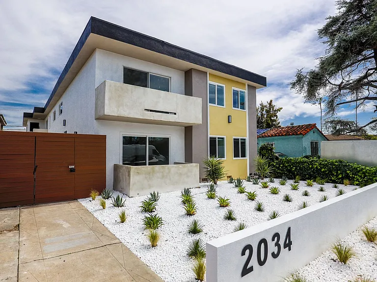 2034 S Garth Ave — Photo 88