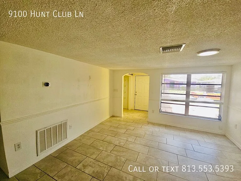 9100 Hunt Club Ln — Photo 7