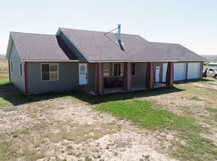 2 Quail Ln, Moorcroft, WY 82721