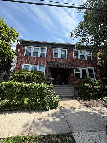 5730 Howe St #1 Photo 1