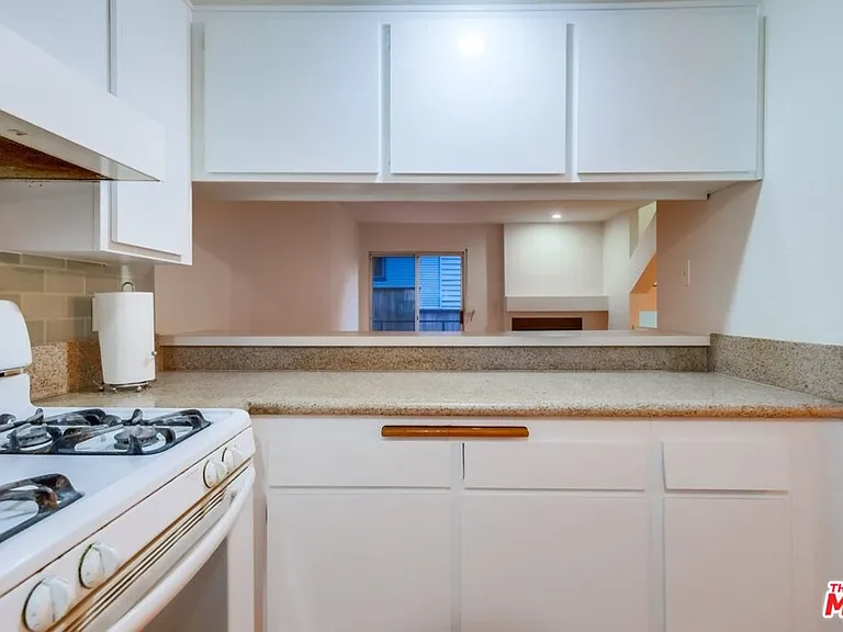 1077 W Kensington Rd #3 — Photo 25