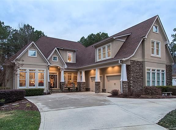 3rd image of 2303 Capes Cove Dr