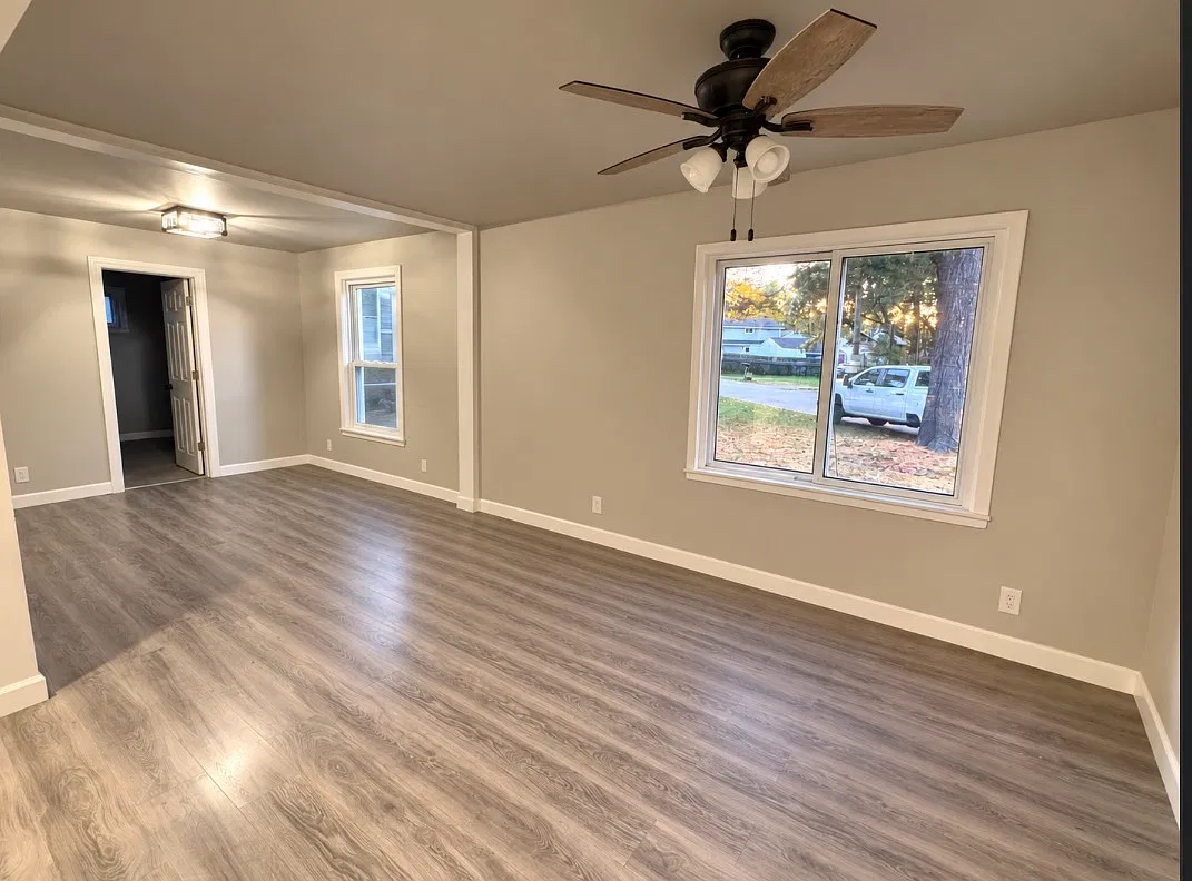 2 bed, 980 sqft, $1,800 — Photo 3