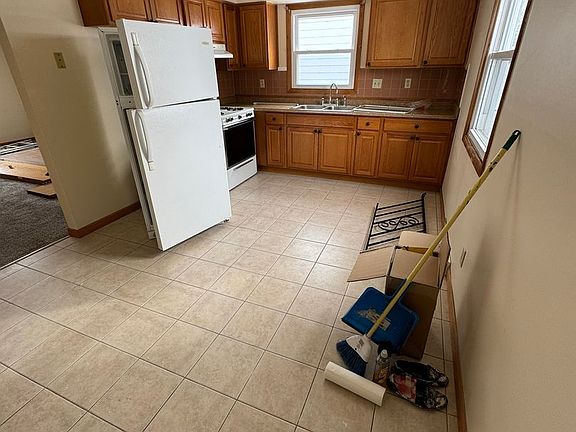 4th image of 3408-3414 Plum St