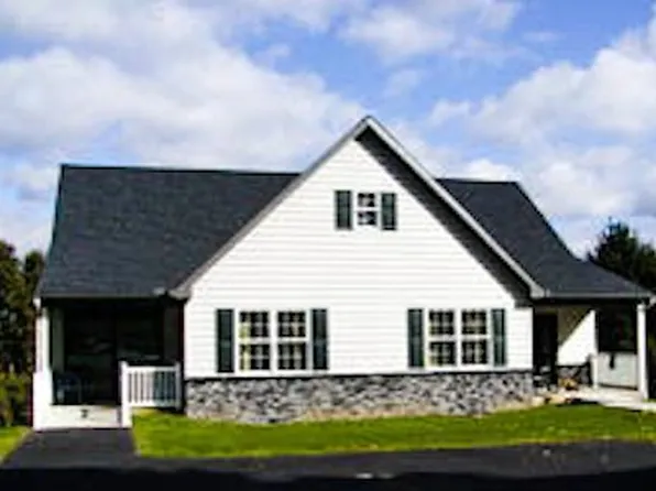 5219 Old Strasburg Rd, Kinzers, PA 17535