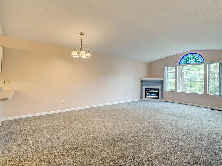1300 Carriage Dr #A — Photo 22