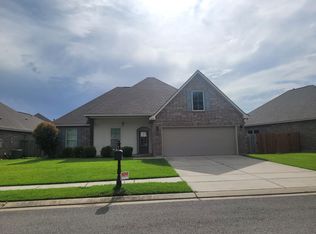 210 Caillou Grove Rd, Youngsville, LA 70592