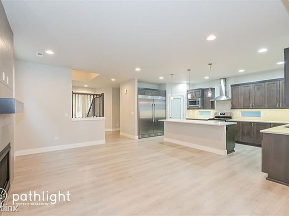 5th image of 12120 92nd Avenue Ct E