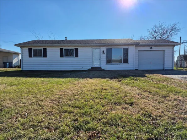 3704 Ruth Dr, Granite City, IL 62040