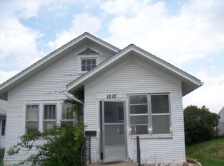 1010 15th St, Auburn, NE 68305