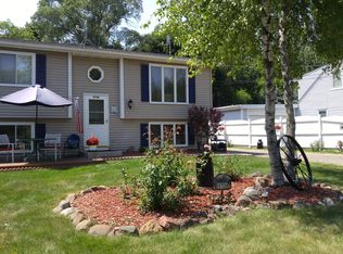 11728 212th Ave, Bristol, WI 53104