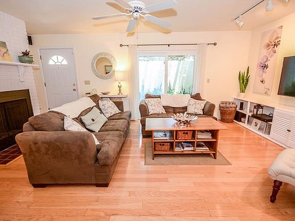 5th image of 7128 Wrenwood Cir