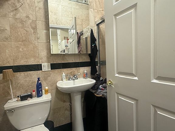 5th image of 306 E 78th St APT 1