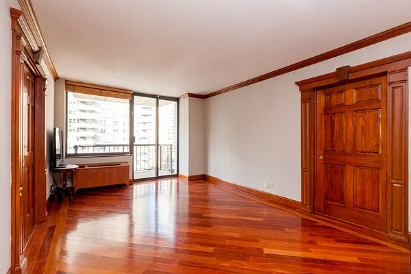 Rented by Corcoran | media 12