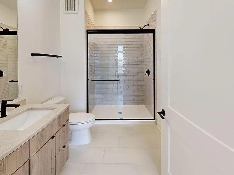 1C-The-Sage-at-Jeffrey-Park-Bathroom 1C-The-Sage-at-Jeffrey-Park-Bathroom