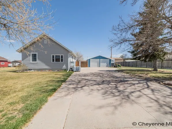 407 Chestnut Ave, Pine Bluffs, WY 82082