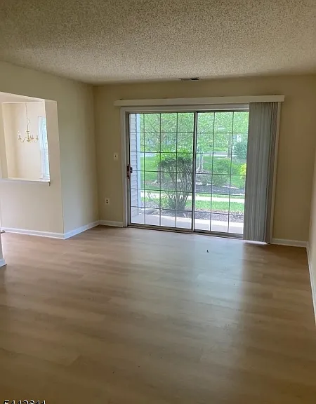 609 Magnolia Ln — Photo 8