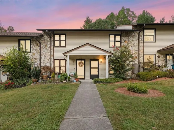 1007 Cedar Place Ct #265, Winston Salem, NC 27107