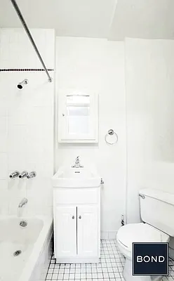 Rented by Bond New York | media 7