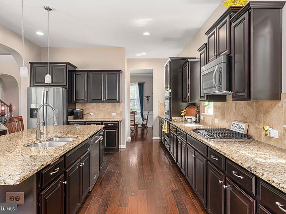 2nd image of 215 Rock Raymond Dr