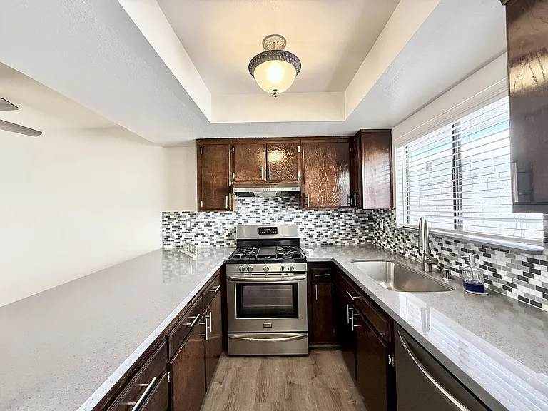 34071 Denise Way — Photo 5