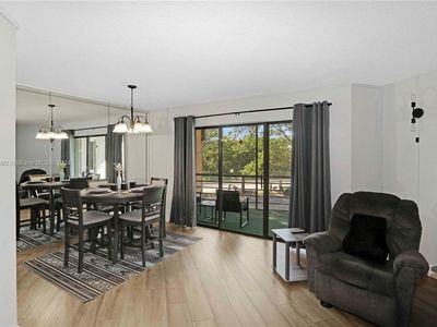 6755 W Broward Blvd APT 305, Plantation, FL, 33317