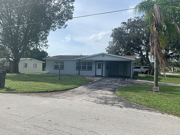 2nd image of 1300 Oakwood Dr