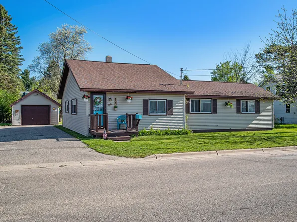 120 W 7th St, Gaylord, MI 49735
