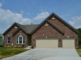 225 Kingfield Dr, Lake Saint Louis, MO 63367