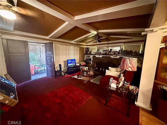 5th image of 1539 W 104th St