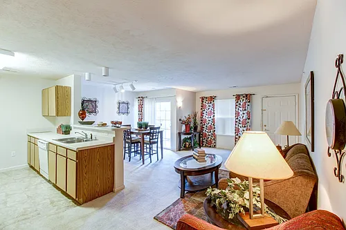 6704 N 90th Plz Photo 1