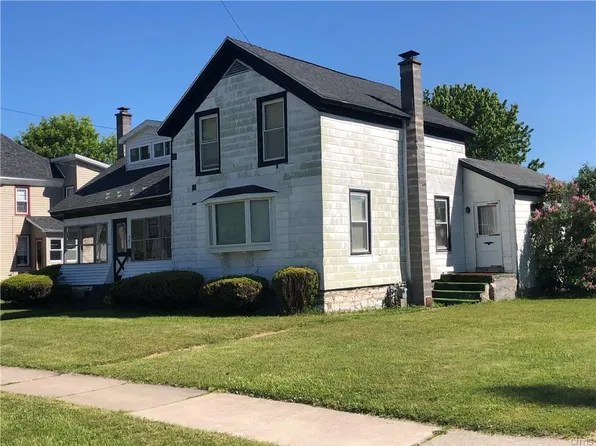 401 S James St, Carthage, NY 13619