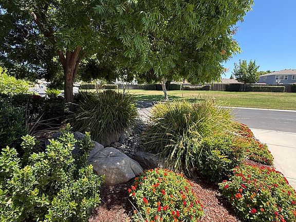 4th image of 9190 Hunters Creek Way