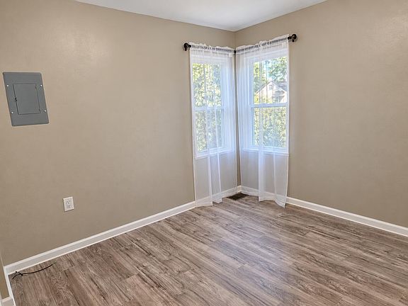 5th image of 34 Huber Blvd