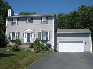 55 Remington Farm Dr, Coventry, RI 02816