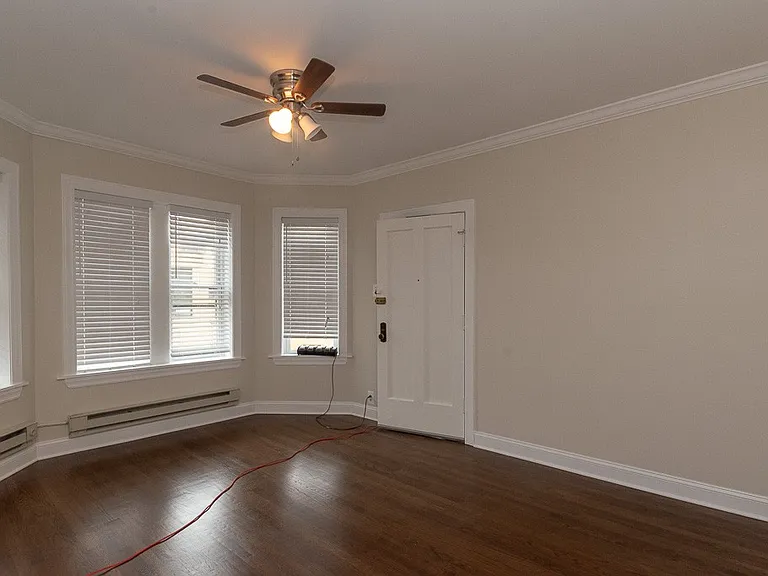 3817 N Greenview Ave #W4 — Photo 9