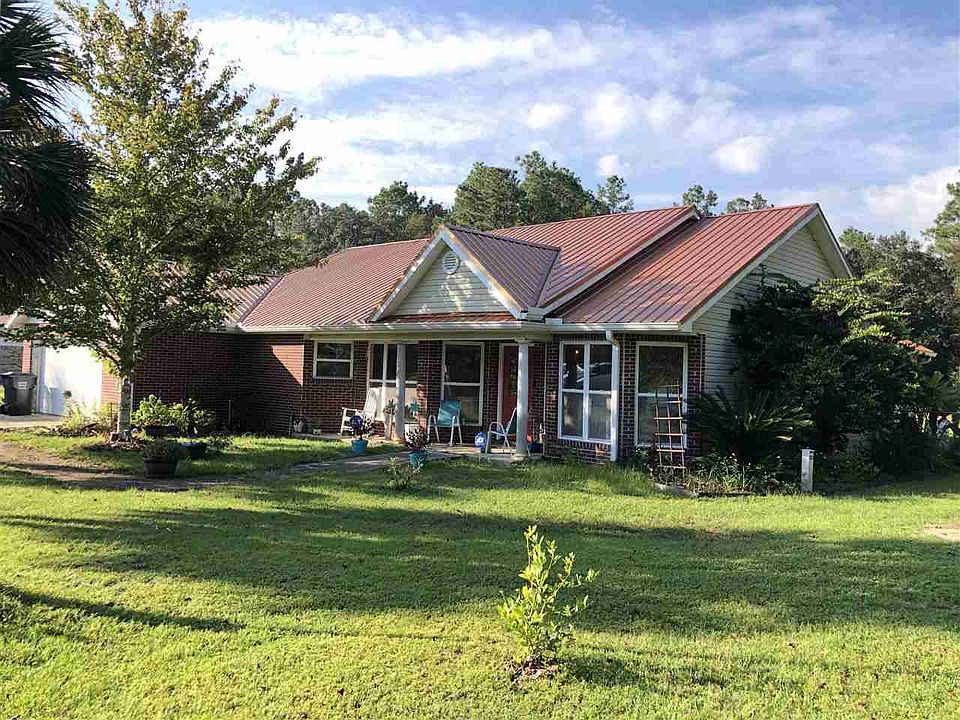 1st image of 20 Greenleaf Ln