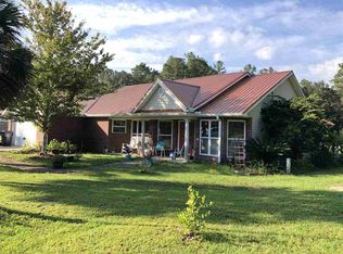 20 Greenleaf Ln, Crawfordville, FL 32327
