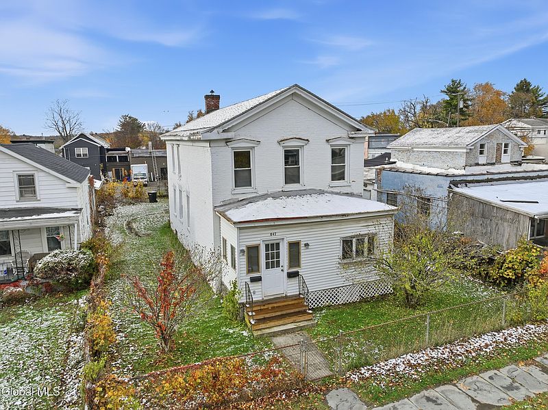 4th image of 847 5th Avenue