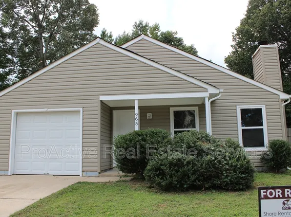 965 Banyan Dr, Virginia Beach, VA 23462