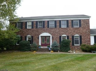 16 Springdale Rd, Hackettstown, NJ 07840