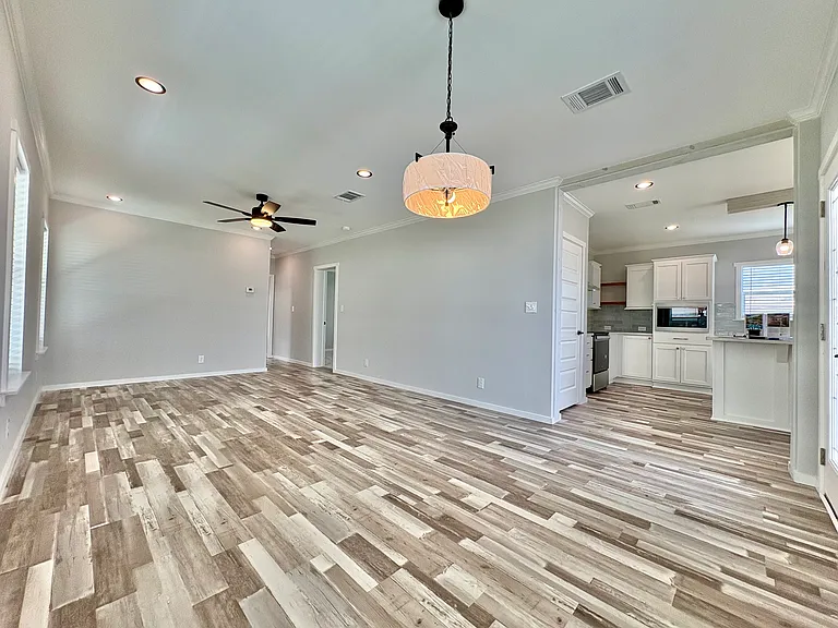 5715 Camelford Dr #528 — Photo 12