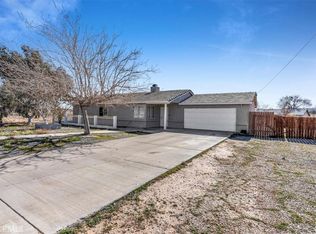 13051 Ojai Rd, Apple Valley, CA 92308