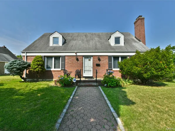 18418 69th Avenue, Fresh Meadows, NY 11365