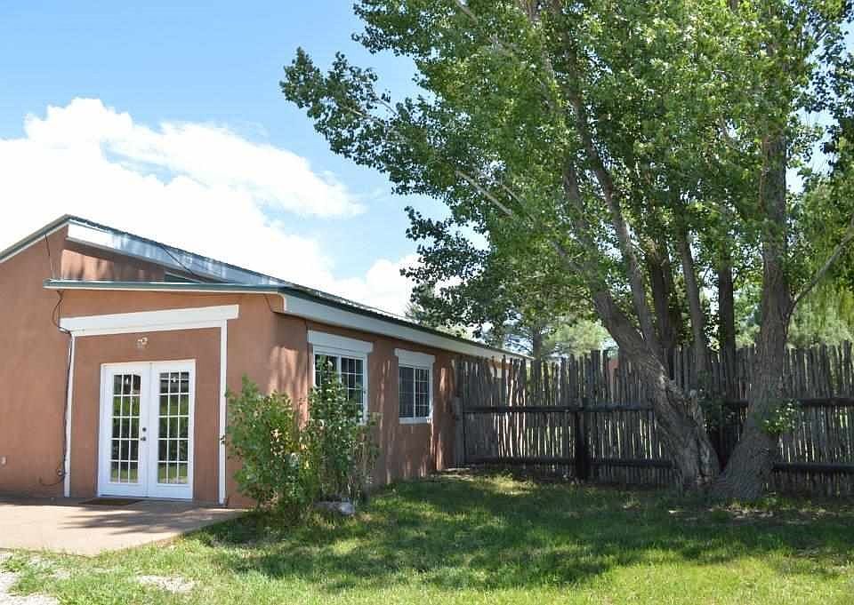 1st image of 615 Boyer Ln